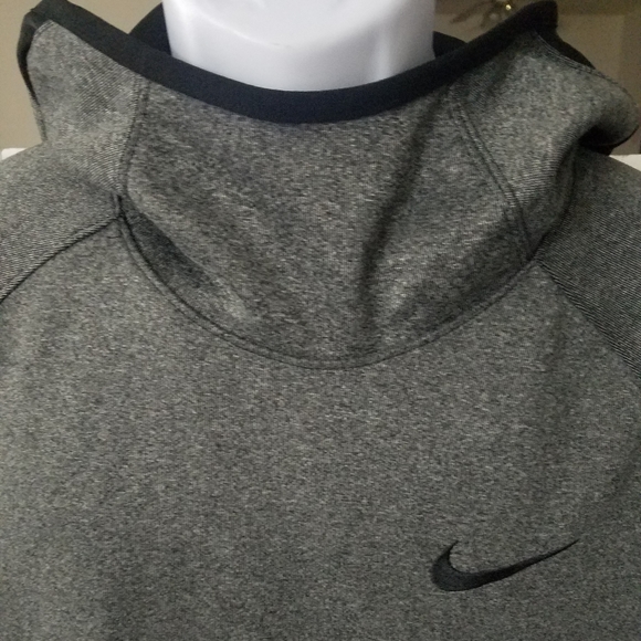 Nike Dri-Fit Spotlight Hoodie. New. Mens Med - Picture 9 of 10